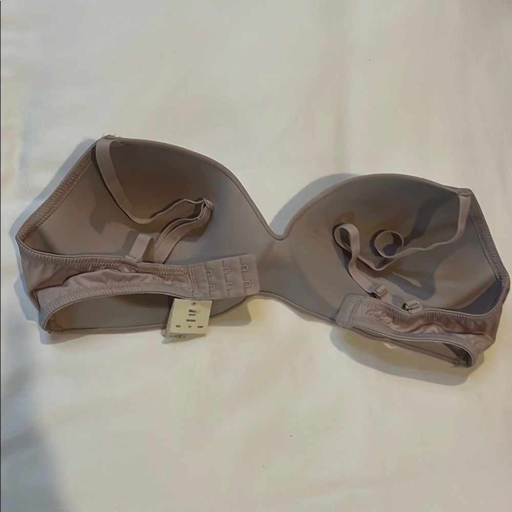 Seamless Bra - Picture 2 of 4
